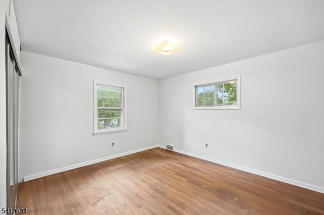 27 Knollwood Rd, Morristown Town, NJ 07960