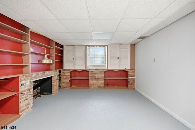 27 Knollwood Rd, Morristown Town, NJ 07960