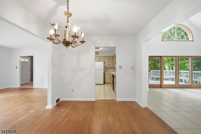 27 Knollwood Rd, Morristown Town, NJ 07960