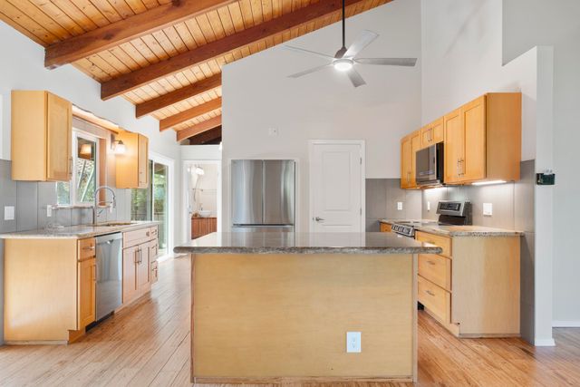 53 Waikai St, Kihei, HI 96753