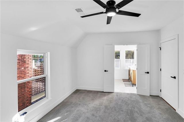2019 Summit Street, Kansas City, MO 64108