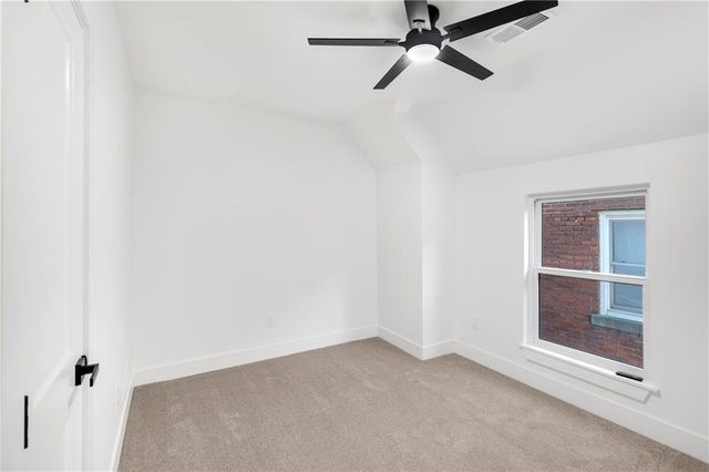 2019 Summit Street, Kansas City, MO 64108