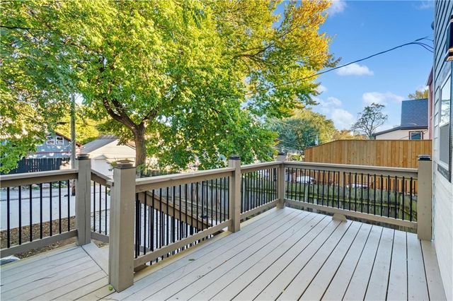 2019 Summit Street, Kansas City, MO 64108