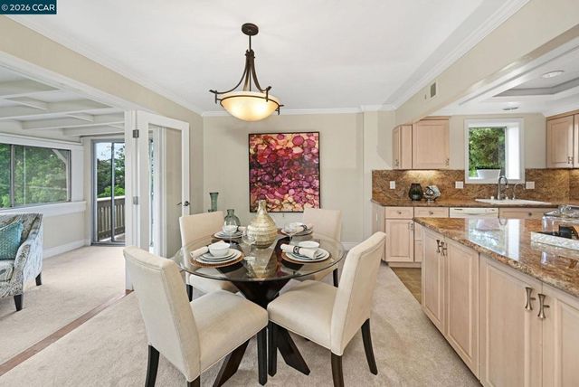 1524 Golden Rain Rd 7, Walnut Creek, CA 94595