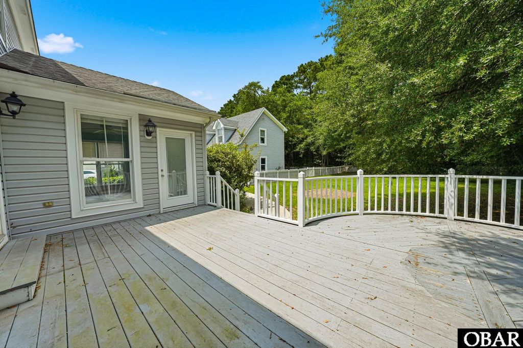 Image 13 of property listing at 103 Weir Point Drive Lot 16, Manteo, NC 27954