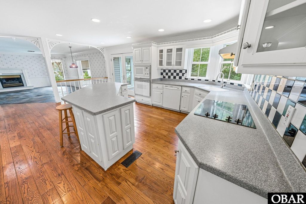 Image 9 of property listing at 103 Weir Point Drive Lot 16, Manteo, NC 27954