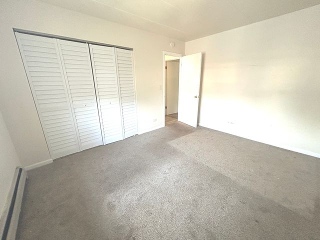 104 E Bailey Road G, Naperville, IL 60565