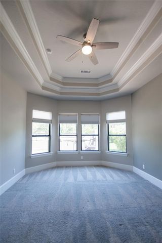 14 Trailing Lantana Place, The Woodlands, TX 77354