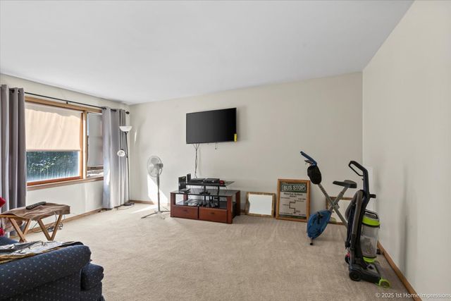 3176 W Meadow Lane Drive 40, Merrionette Park, IL 60803