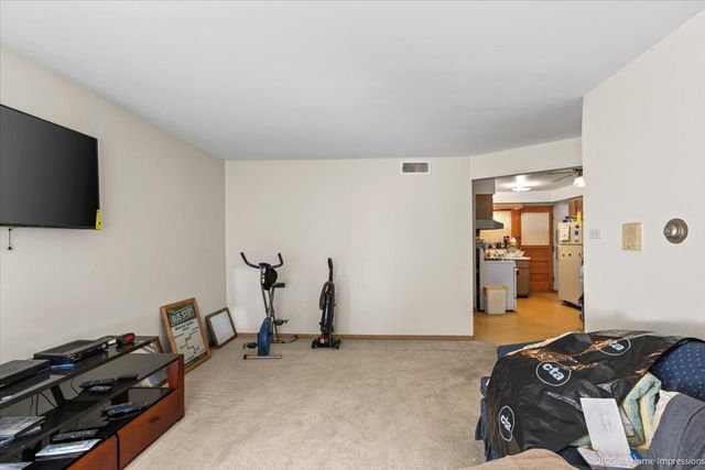 3176 W Meadow Lane Drive 40, Merrionette Park, IL 60803
