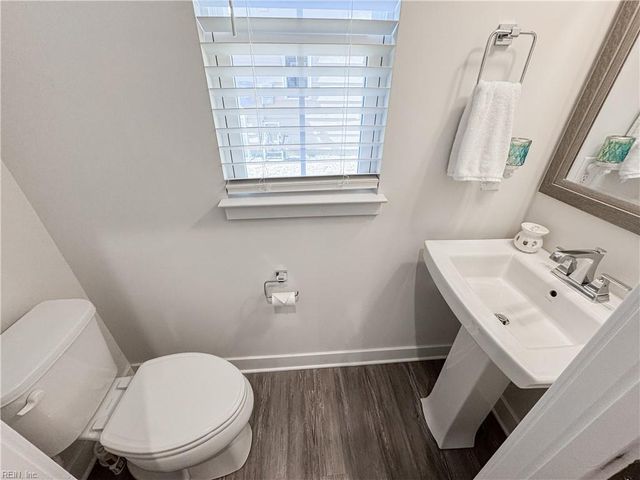 1818 Zephyr WAY, Chesapeake, VA 23323