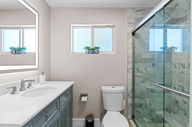 300 SE 8th Court, Pompano Beach, FL 33060