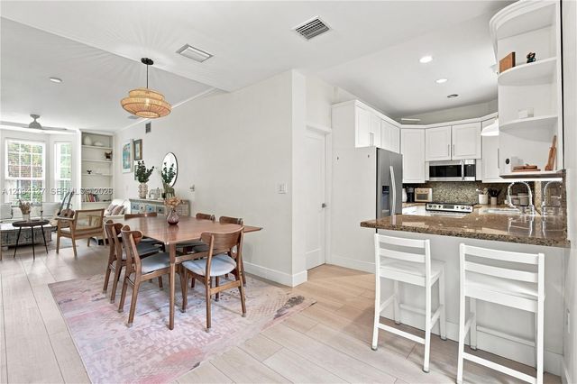 3141 Peachy Street 12, Miami, FL 33133