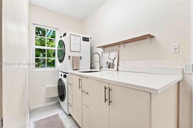 3141 Peachy Street 12, Miami, FL 33133
