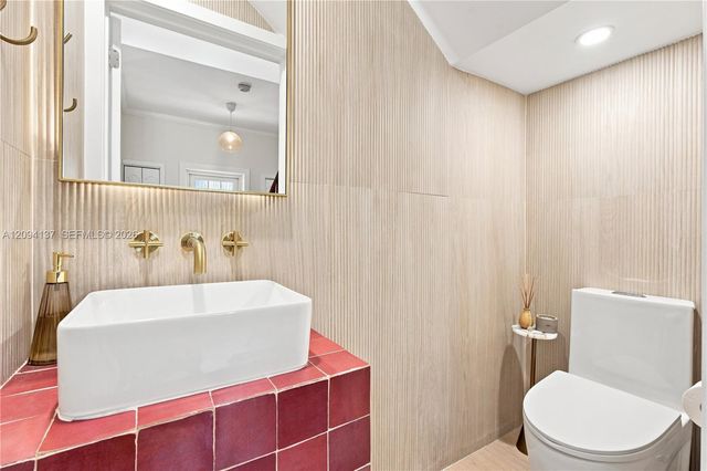 3141 Peachy Street 12, Miami, FL 33133