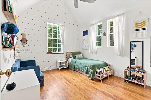 3141 Peachy Street 12, Miami, FL 33133