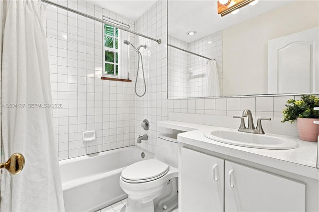 3141 Peachy Street 12, Miami, FL 33133