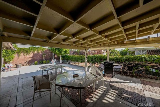 9279 Indiana Avenue, Riverside, CA 92503