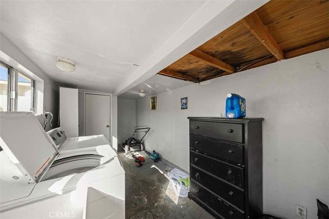 9279 Indiana Avenue, Riverside, CA 92503