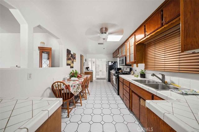 9279 Indiana Avenue, Riverside, CA 92503