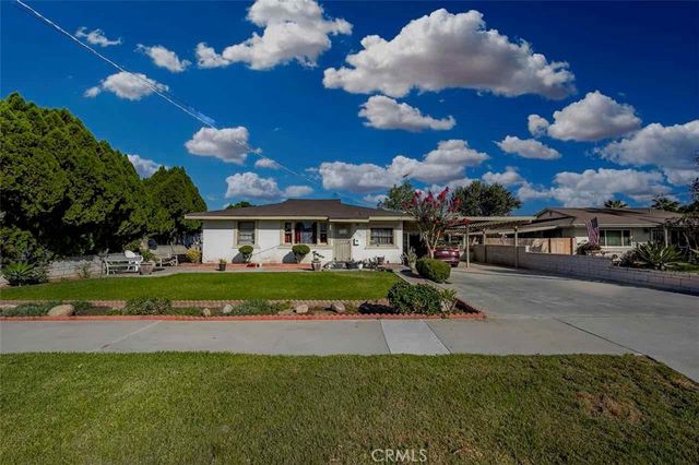 9279 Indiana Avenue, Riverside, CA 92503