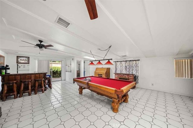 9279 Indiana Avenue, Riverside, CA 92503