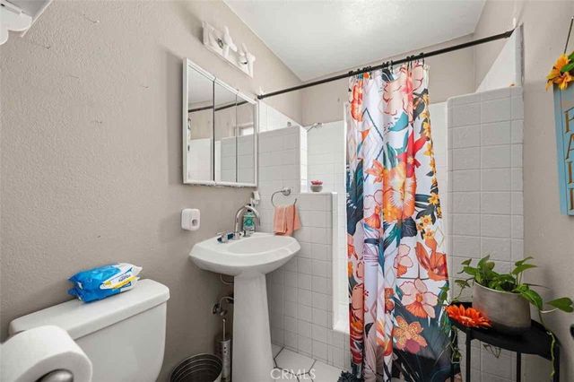 9279 Indiana Avenue, Riverside, CA 92503