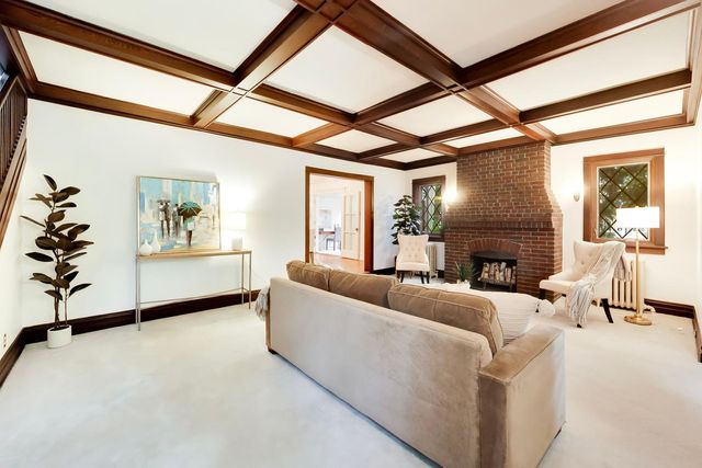 1110 Elm Street, Winnetka, IL 60093