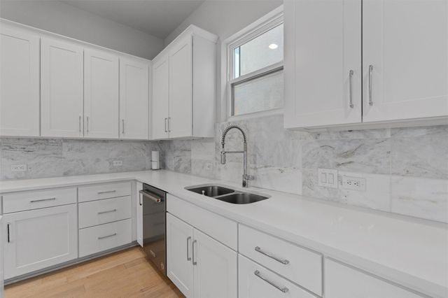 5002 Pecan Springs RD 1, Austin, TX 78723