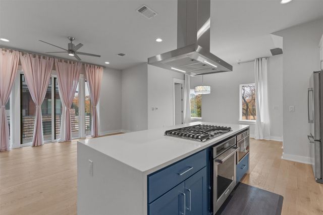 5002 Pecan Springs RD 1, Austin, TX 78723