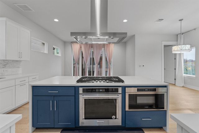 5002 Pecan Springs RD 1, Austin, TX 78723