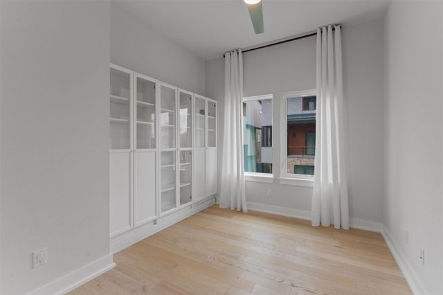 5002 Pecan Springs RD 1, Austin, TX 78723