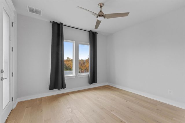 5002 Pecan Springs RD 1, Austin, TX 78723