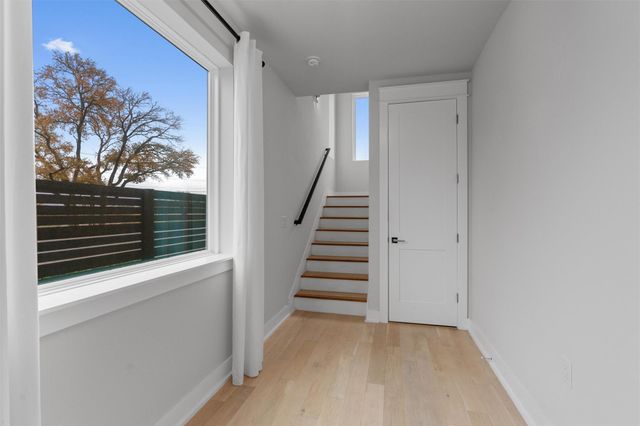 5002 Pecan Springs RD 1, Austin, TX 78723