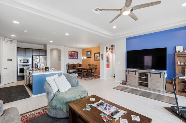 4245 Crowned Eagle Loop NE, Rio Rancho, NM 87144