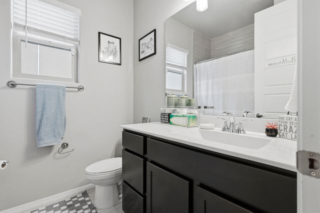 4245 Crowned Eagle Loop NE, Rio Rancho, NM 87144