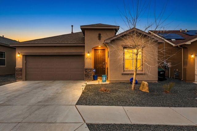 4245 Crowned Eagle Loop NE, Rio Rancho, NM 87144