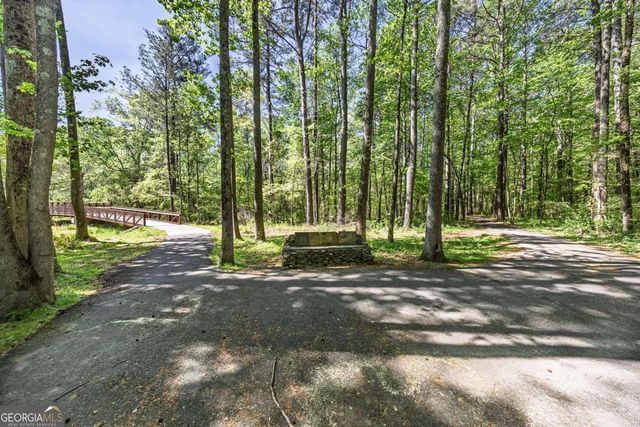 4009 Garden Circle, Acworth, GA 30101