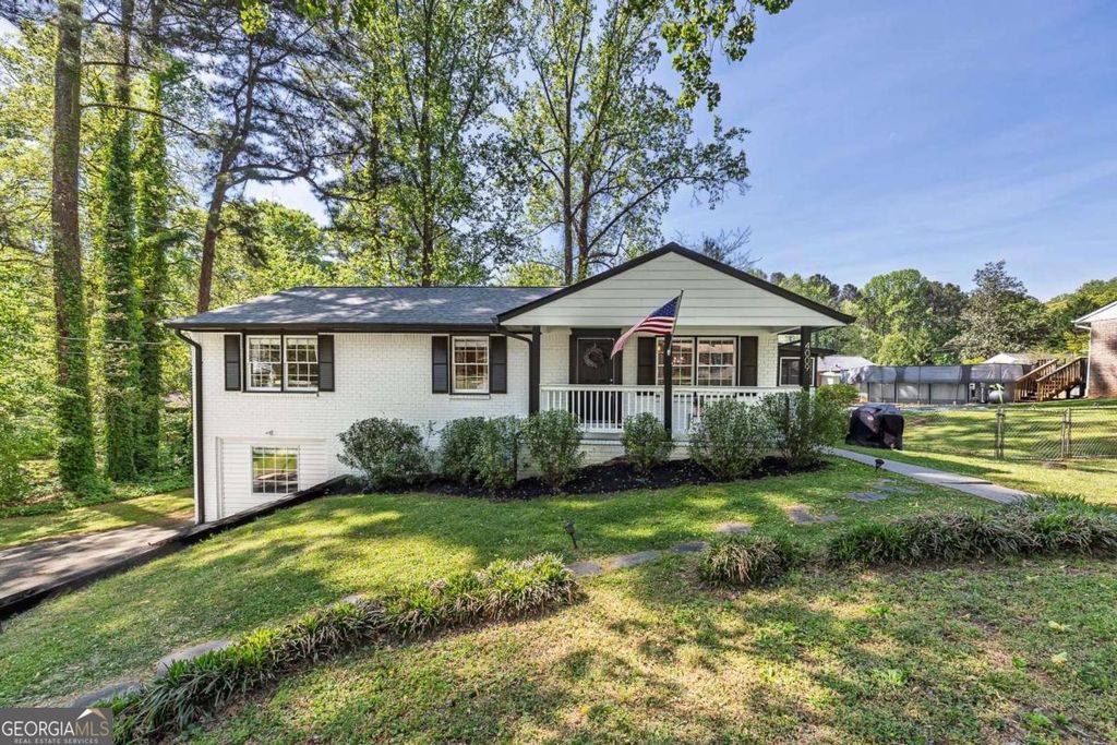 4009 Garden Circle, Acworth, GA 30101