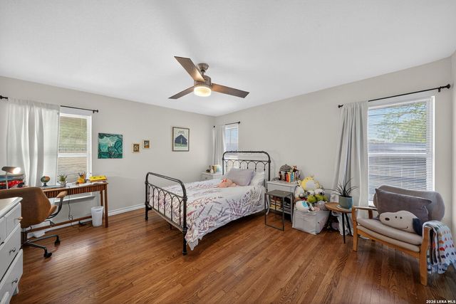 225 HARRIETT DR, San Antonio, TX 78216