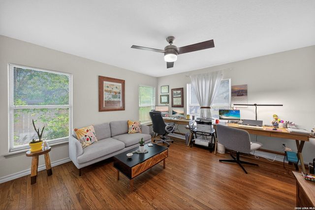 225 HARRIETT DR, San Antonio, TX 78216