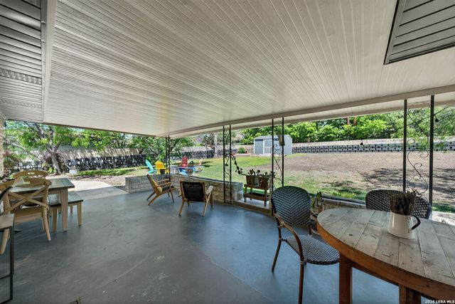 225 HARRIETT DR, San Antonio, TX 78216