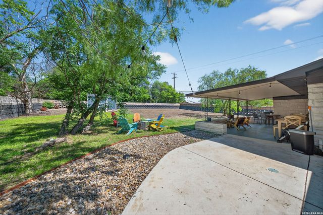 225 HARRIETT DR, San Antonio, TX 78216