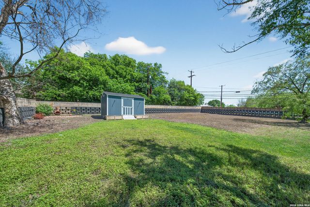 225 HARRIETT DR, San Antonio, TX 78216