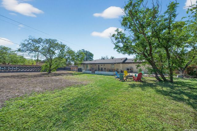 225 HARRIETT DR, San Antonio, TX 78216