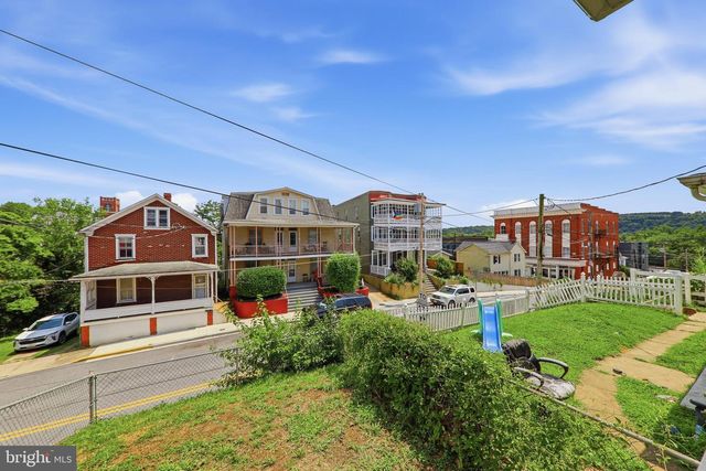 15 MARYLAND AVE, Brunswick, MD 21716