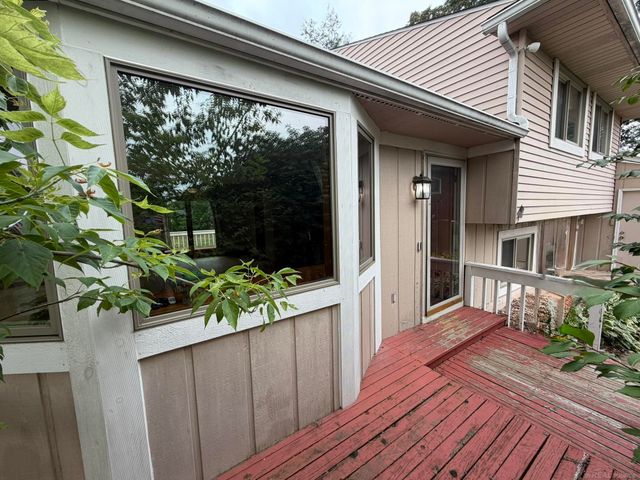 3090 Ripple Way, White Lake, MI 48383