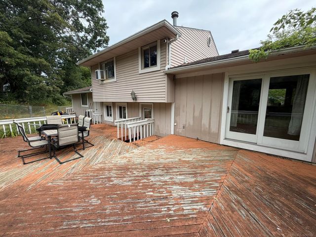 3090 Ripple Way, White Lake, MI 48383