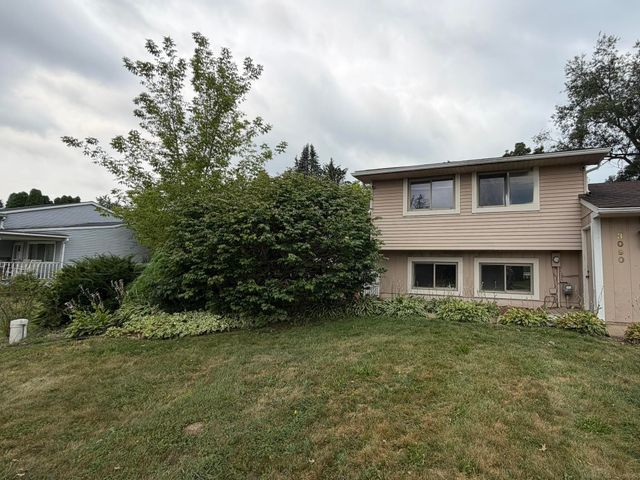 3090 Ripple Way, White Lake, MI 48383