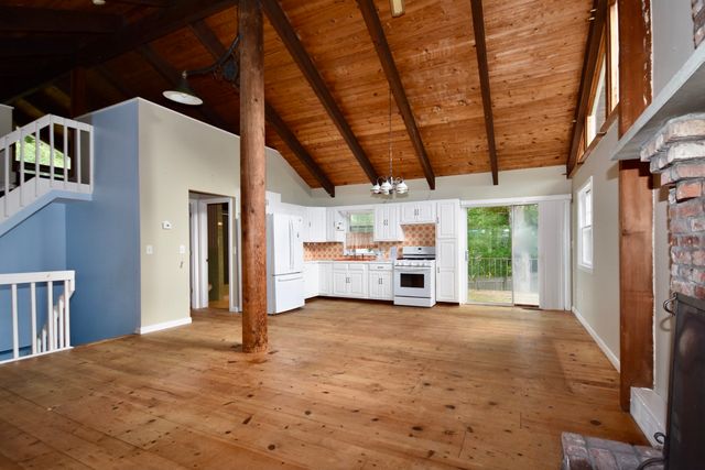 82 Gooseberry, Barnstable, MA 02648